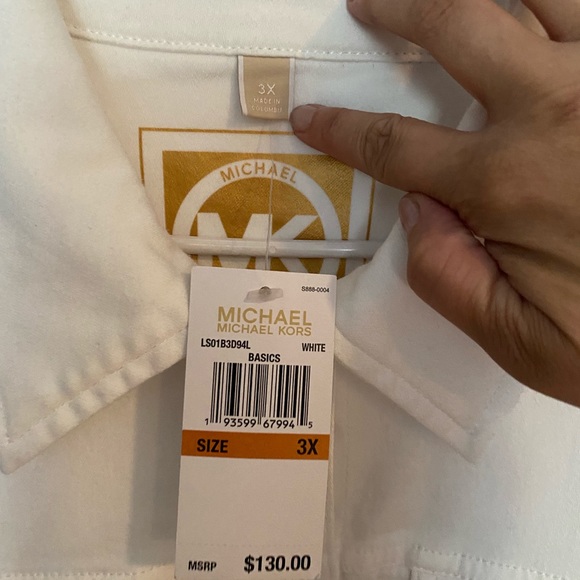Michael Kors - white jean jacket (super stretchy) - Picture 7 of 7